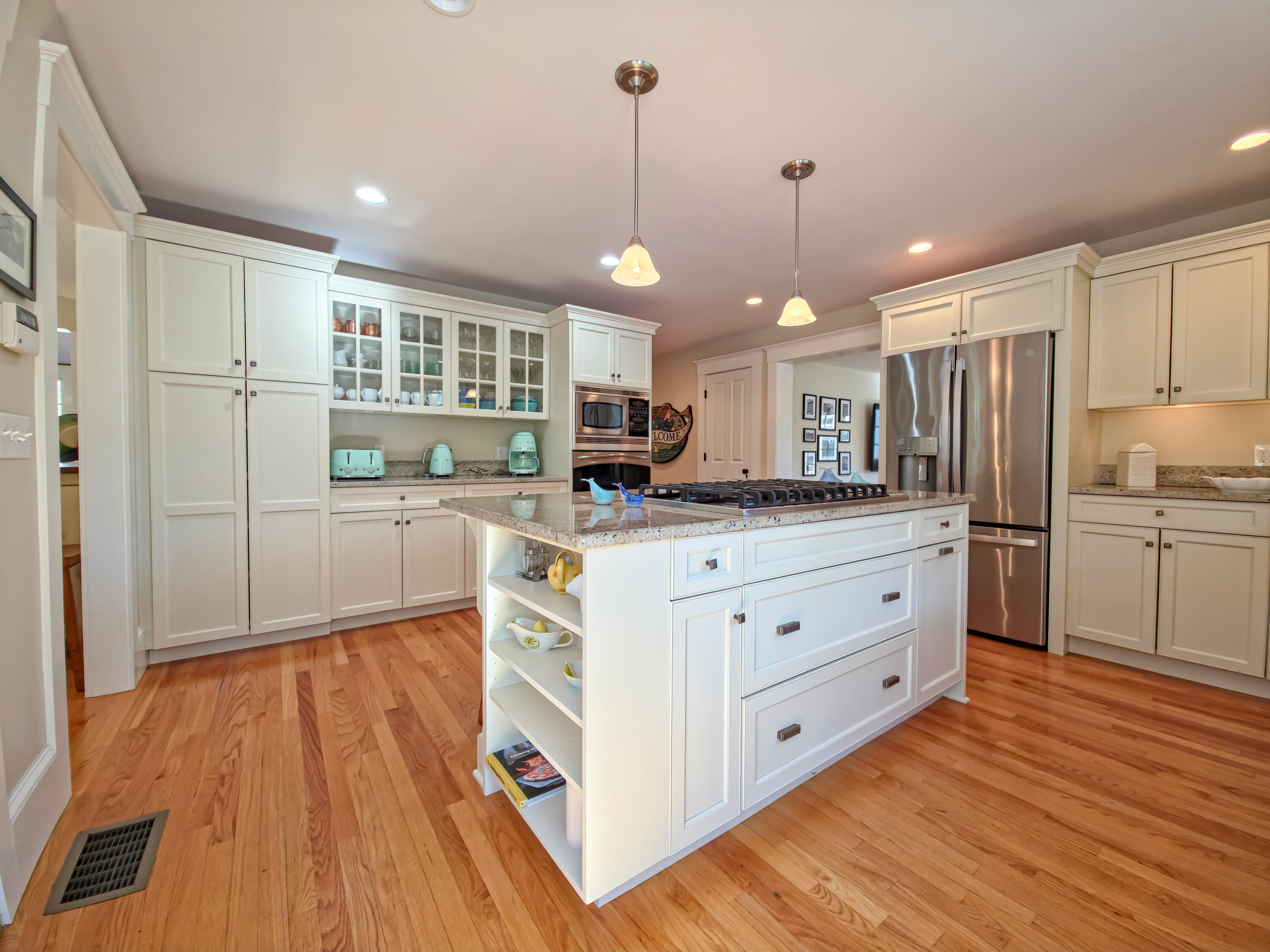 552 Main Street Cotuit, MA 02635 - Photo 12 of 76 Kitchen