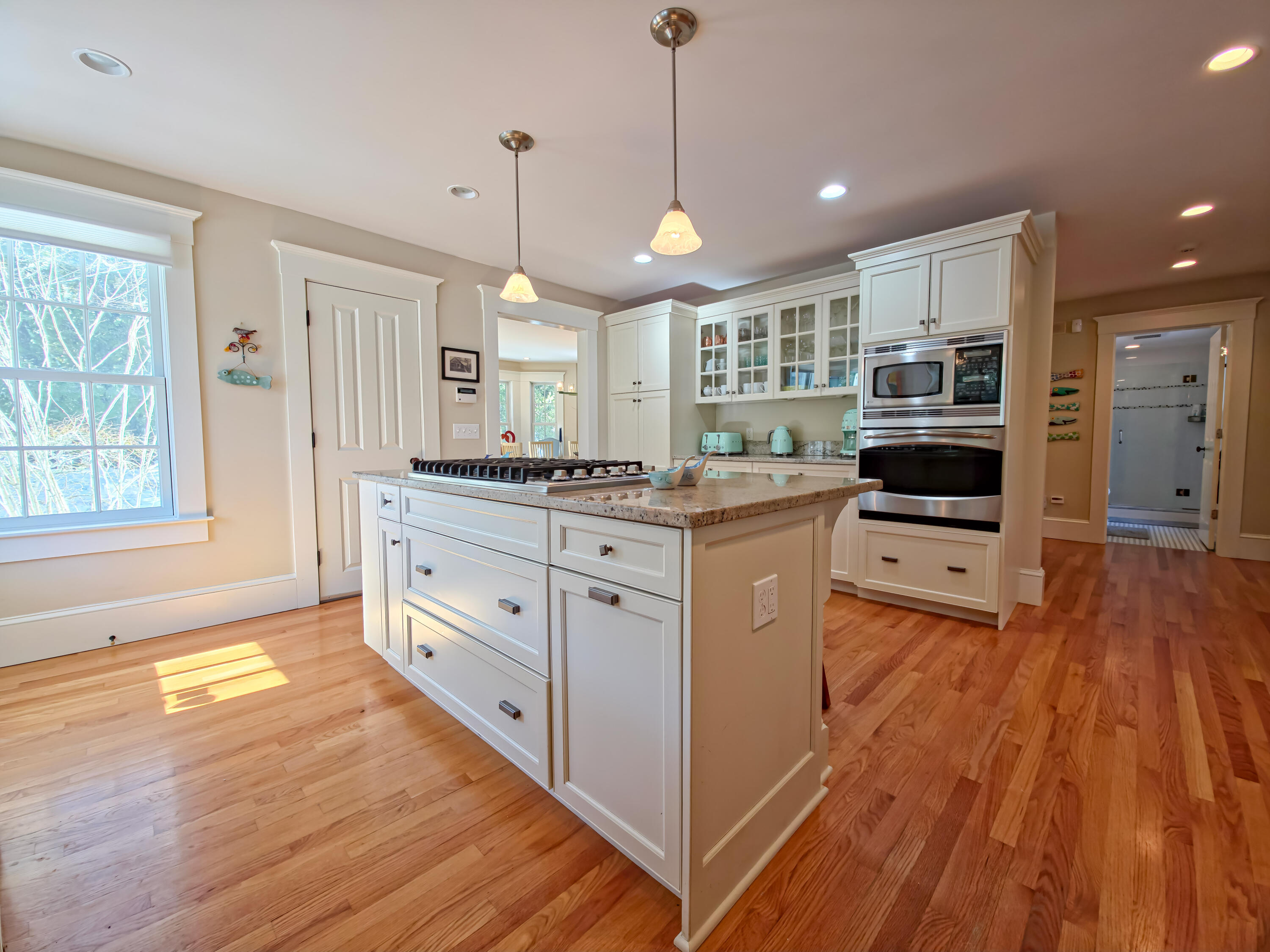 552 Main Street Cotuit, MA 02635 - Photo 15 of 76 Kitchen