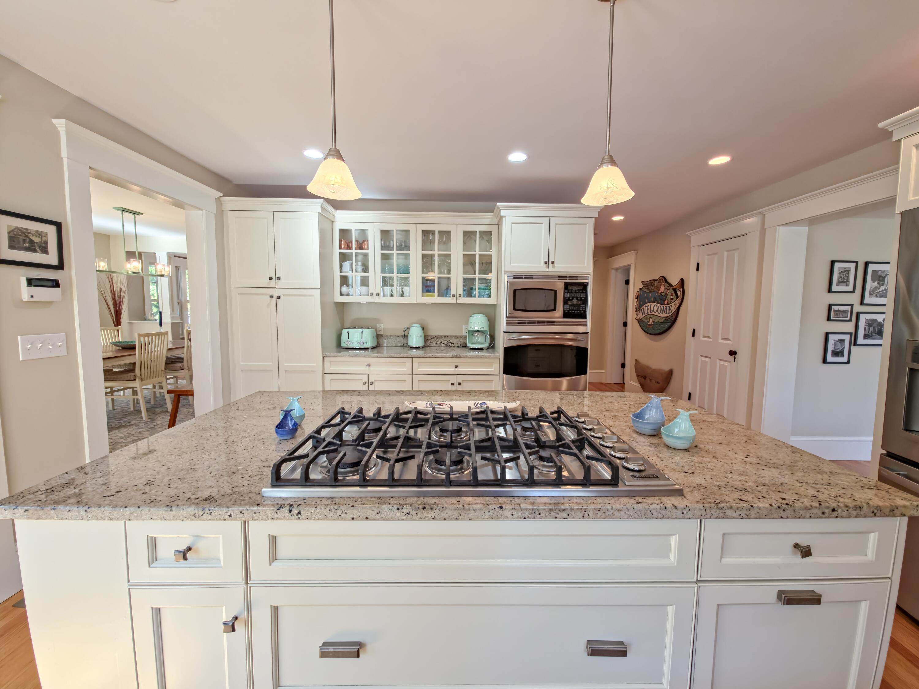 552 Main Street Cotuit, MA 02635 - Photo 16 of 76 Kitchen