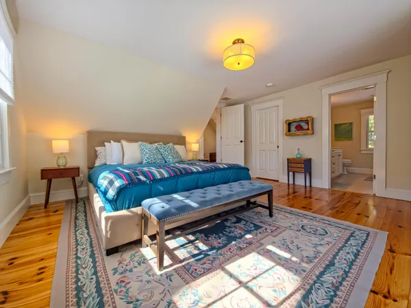 $1,995,000 | 552 Main Street, Cotuit, MA 02635