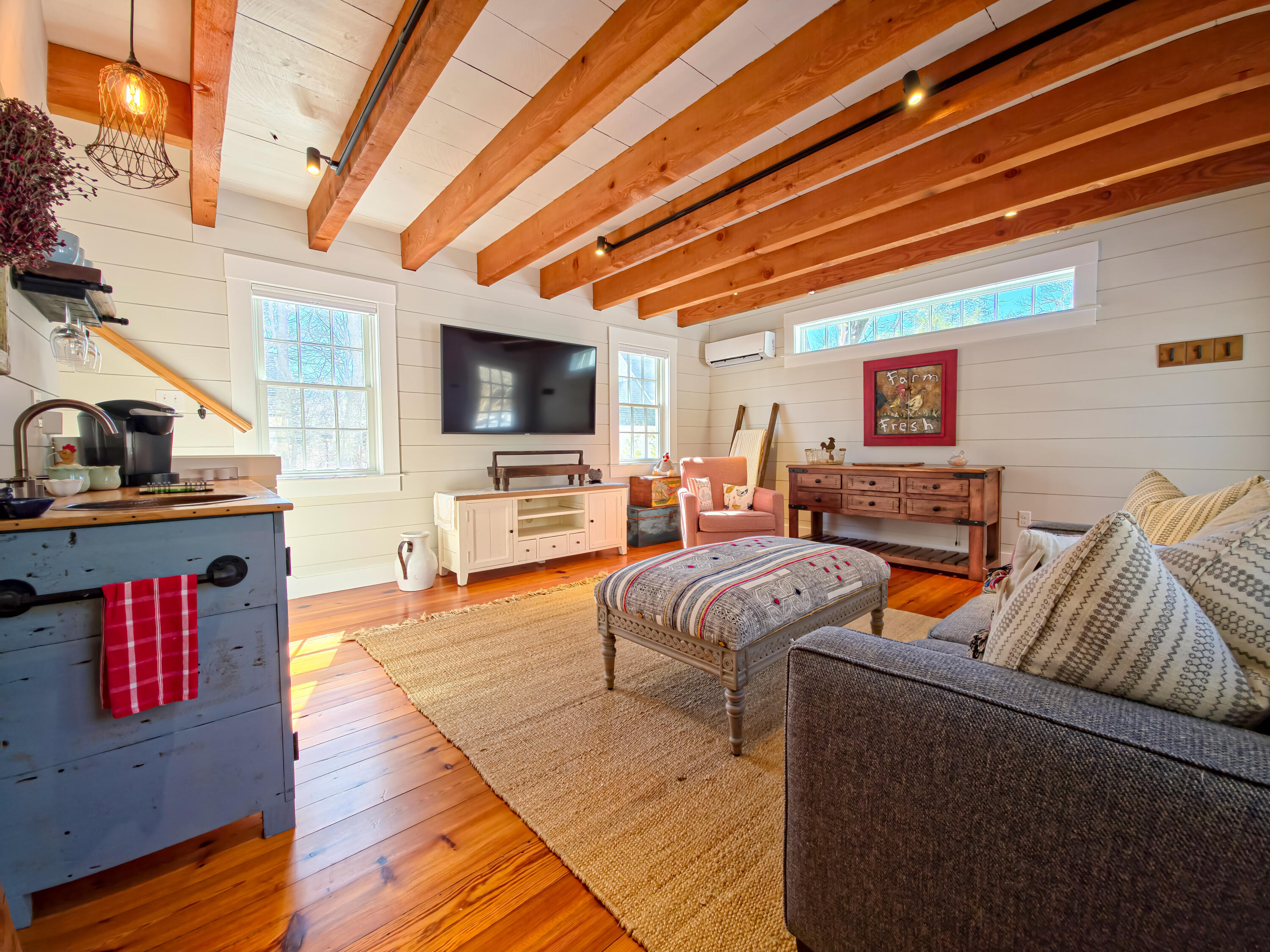 552 Main Street Cotuit, MA 02635 - Photo 59 of 76 Guest Quarters-Living Room