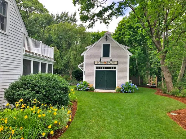 $1,995,000 | 552 Main Street, Cotuit, MA 02635