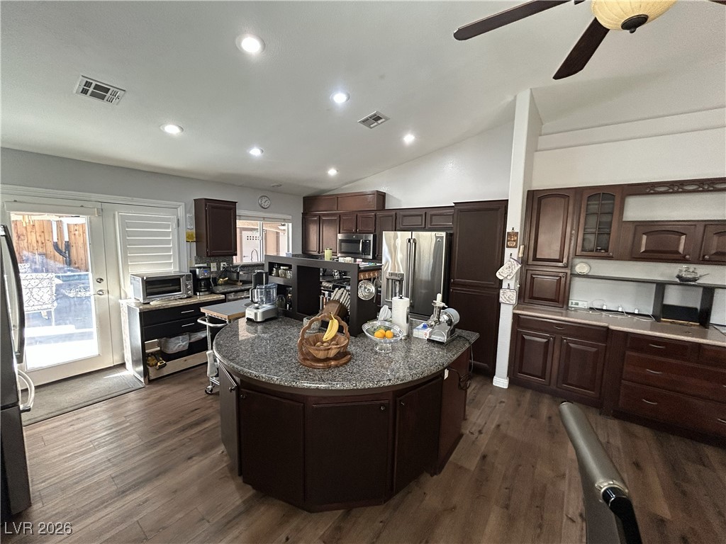3765 Grand Viewpoint Court Las Vegas, NV 89147 - Photo 8 of 30