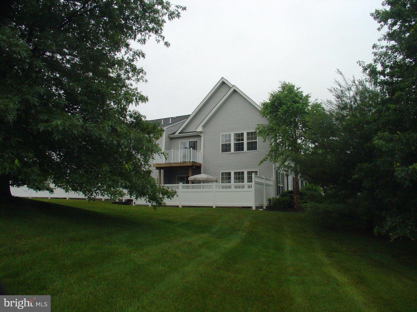 111 Coburn Road Pennington, NJ 08534 - Photo 3 of 25 View