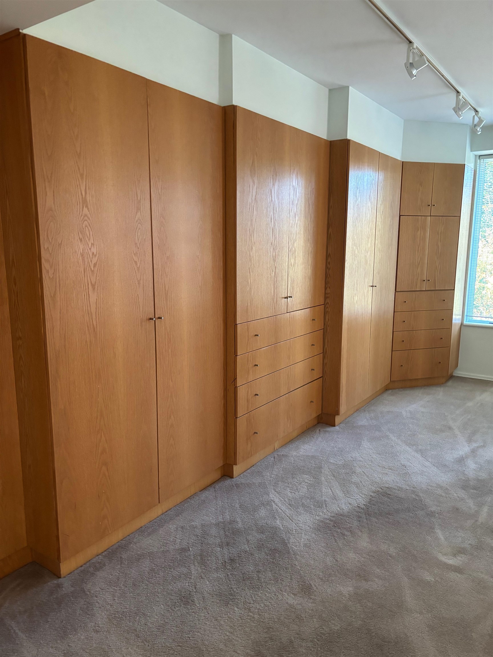 300 River Road, Unit 407 Manchester, NH 03104 - Photo 20 of 33 Gallery Image 20