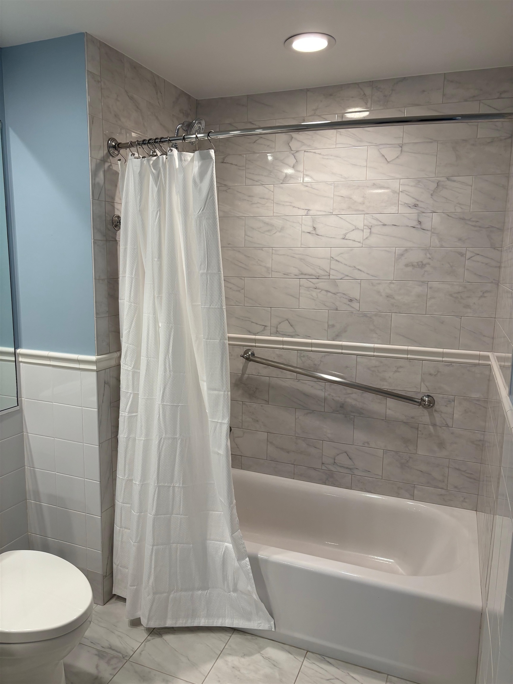 300 River Road, Unit 407 Manchester, NH 03104 - Photo 24 of 33 Gallery Image 24