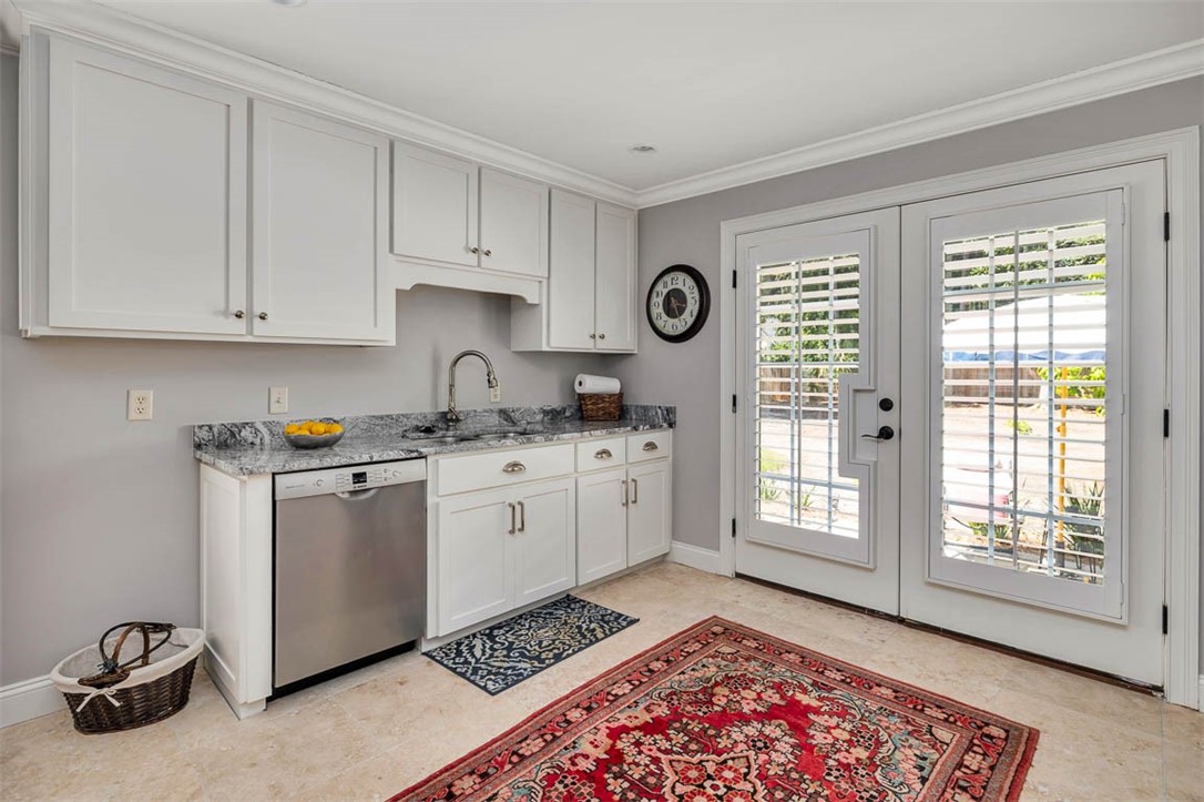 133 Hampton Point Drive St. Simons Island, GA 31522 - Photo 24 of 28 KITCHEN GUEST HOUSE