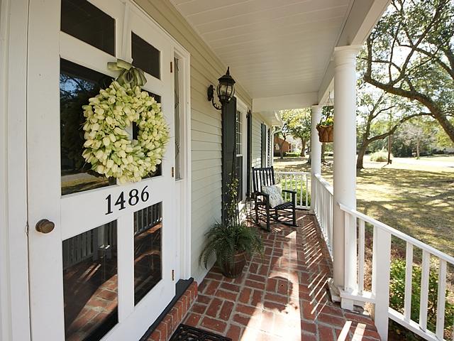 1486 Astley Road Mount Pleasant, SC 29464 - Photo 4 of 51 04