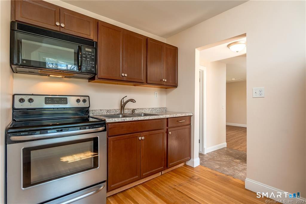 502 Stearns Street Killingly, CT 06239 - Photo 14 of 21 Gallery Image 14