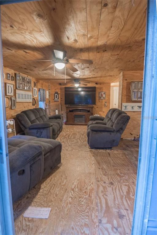 15970 Southwest 3rd Lane Ocala, FL 34481 - Photo 2 of 20