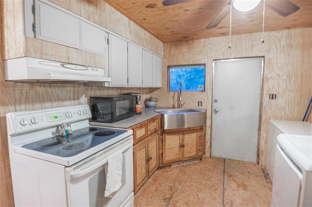 15970 Southwest 3rd Lane Ocala, FL 34481 - Photo 10 of 20