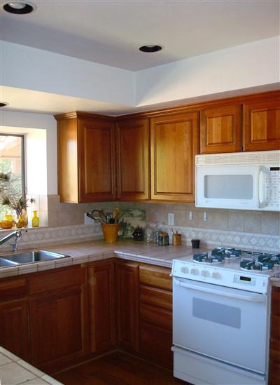 410 Church Road, Unit 39 Ojai, CA 93023 - Photo 14 of 25 Kitchen.