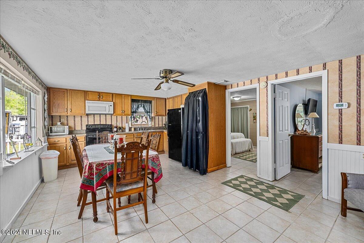128 Boca Raton Satsuma, FL 32189 - Photo 13 of 34 Kitchen