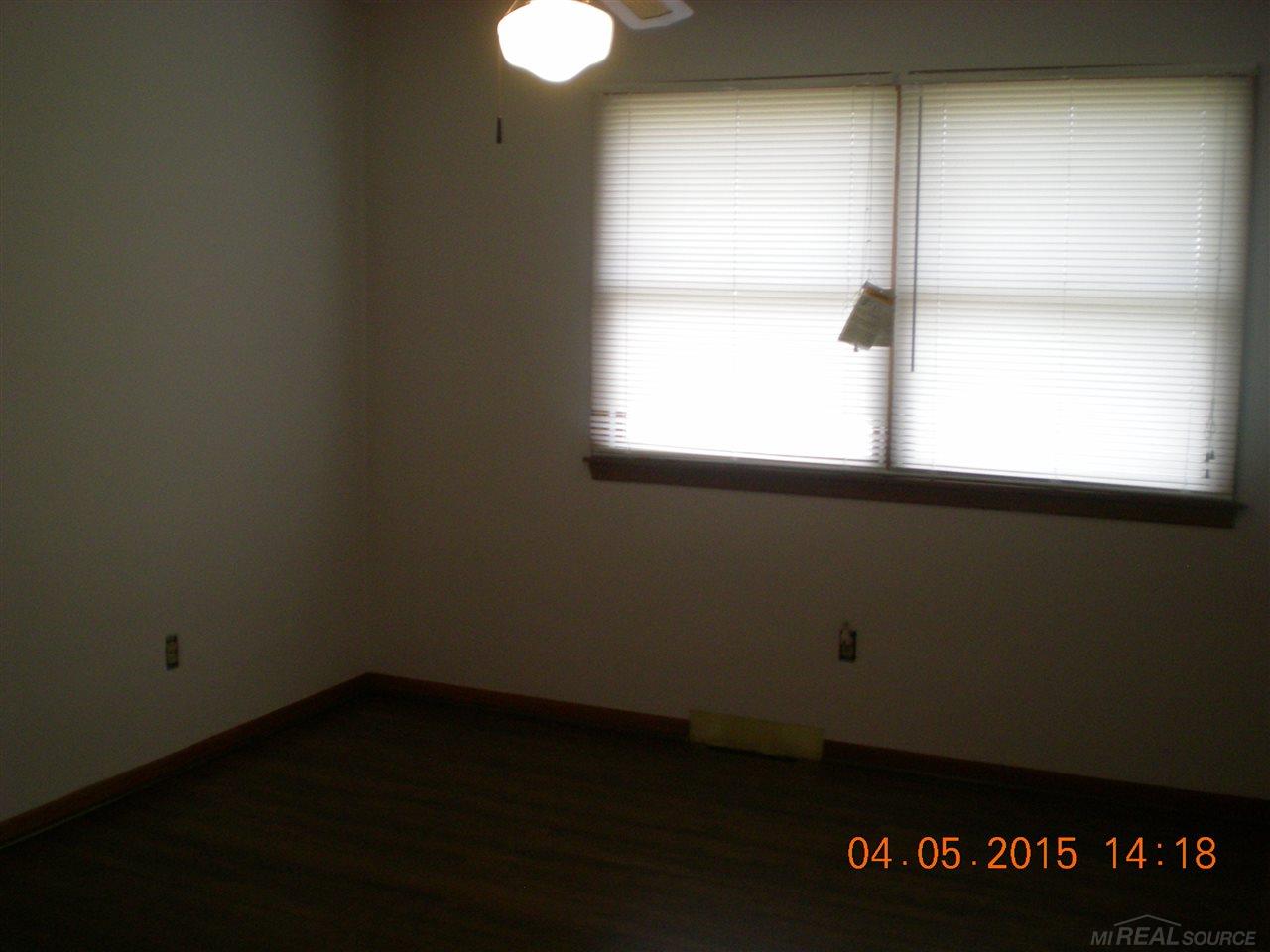 42195 Hayes Road Sterling Heights, MI 48313 - Photo 20 of 37 Bedroom