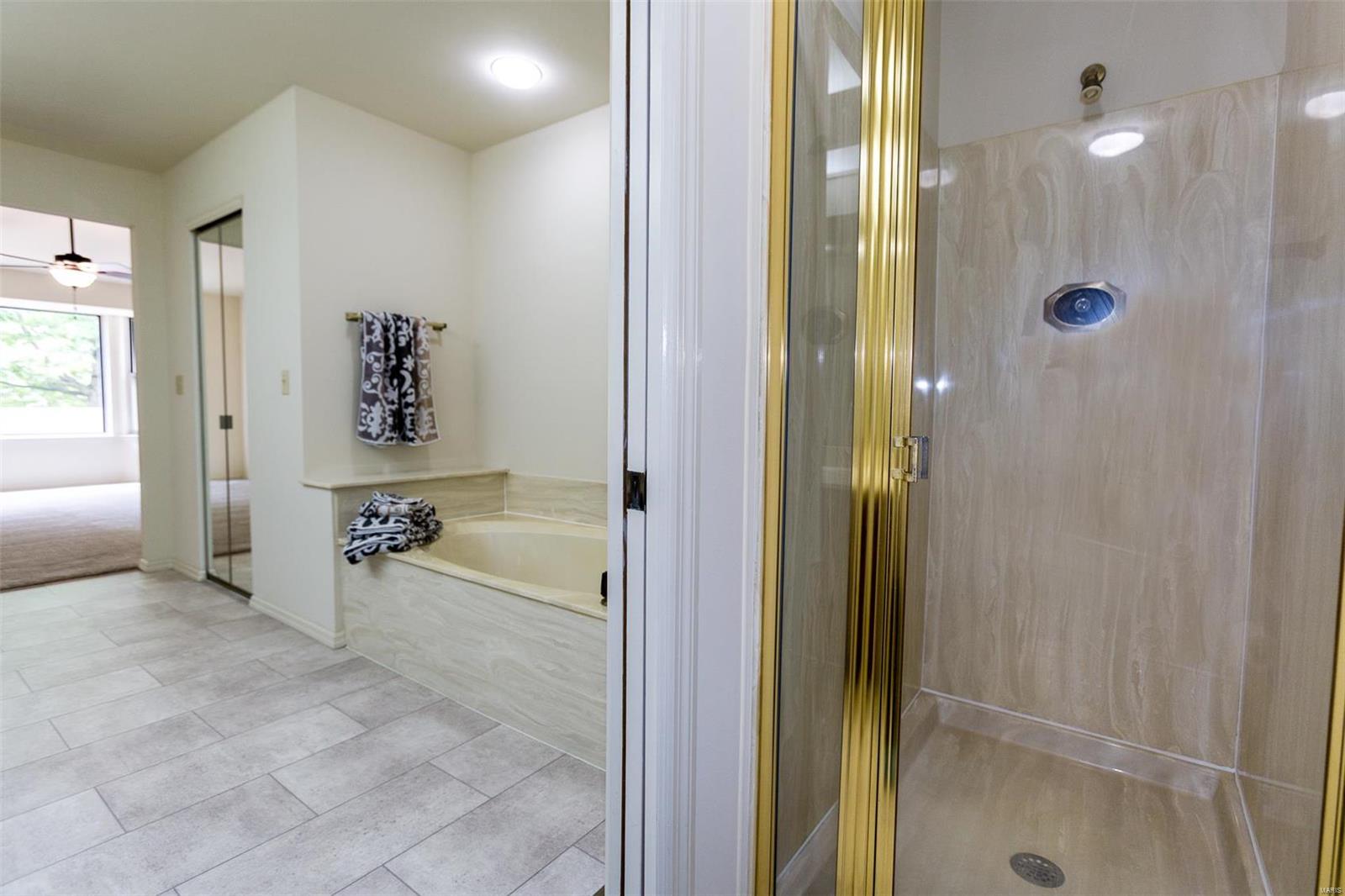 15802 Harris Ridge Court Chesterfield, MO 63017 - Photo 28 of 46 Gallery Image 28