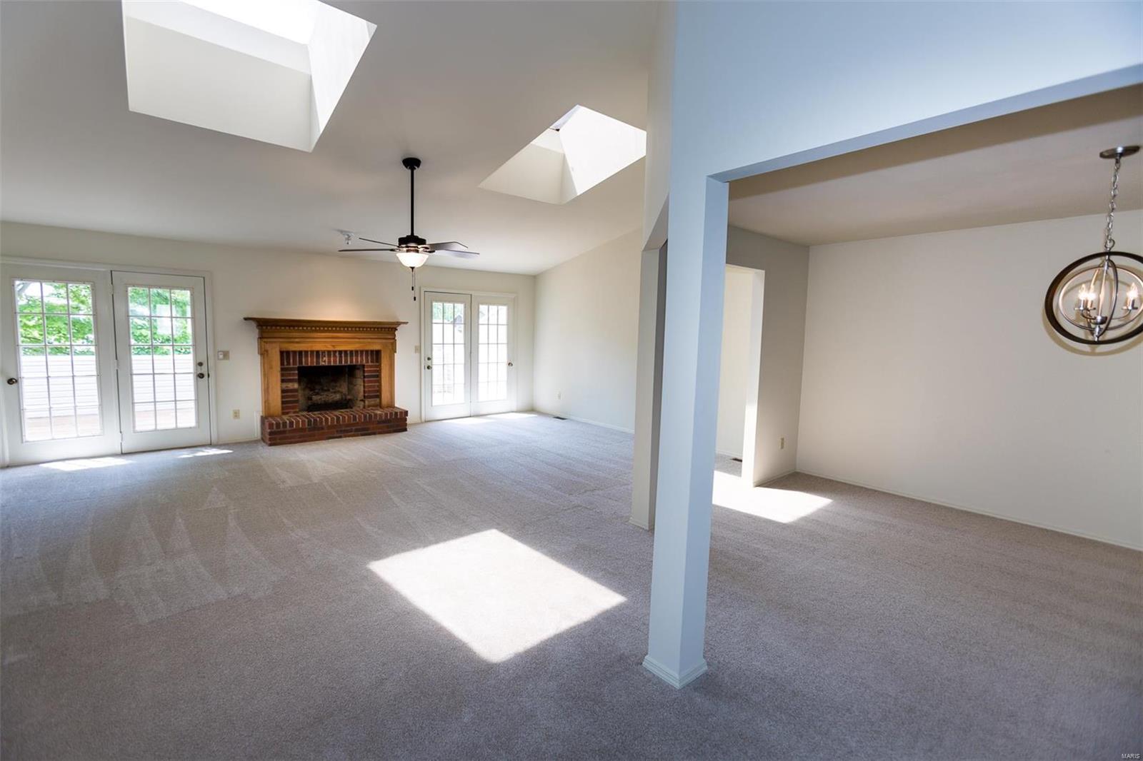 15802 Harris Ridge Court Chesterfield, MO 63017 - Photo 10 of 46 Gallery Image 10