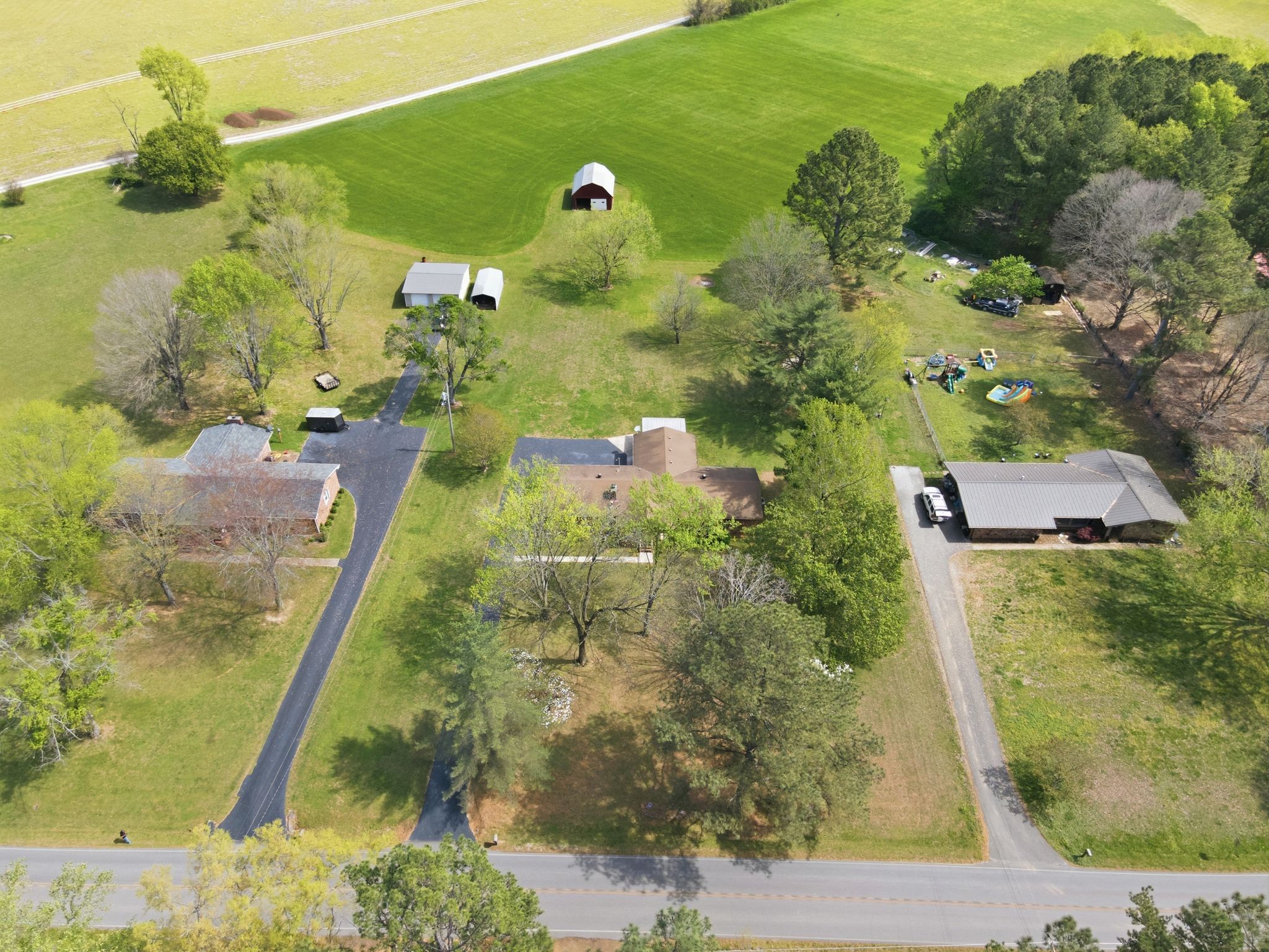 1956 Old Estill Springs Road Winchester, TN 37398 - Photo 26 of 30 a view of yard