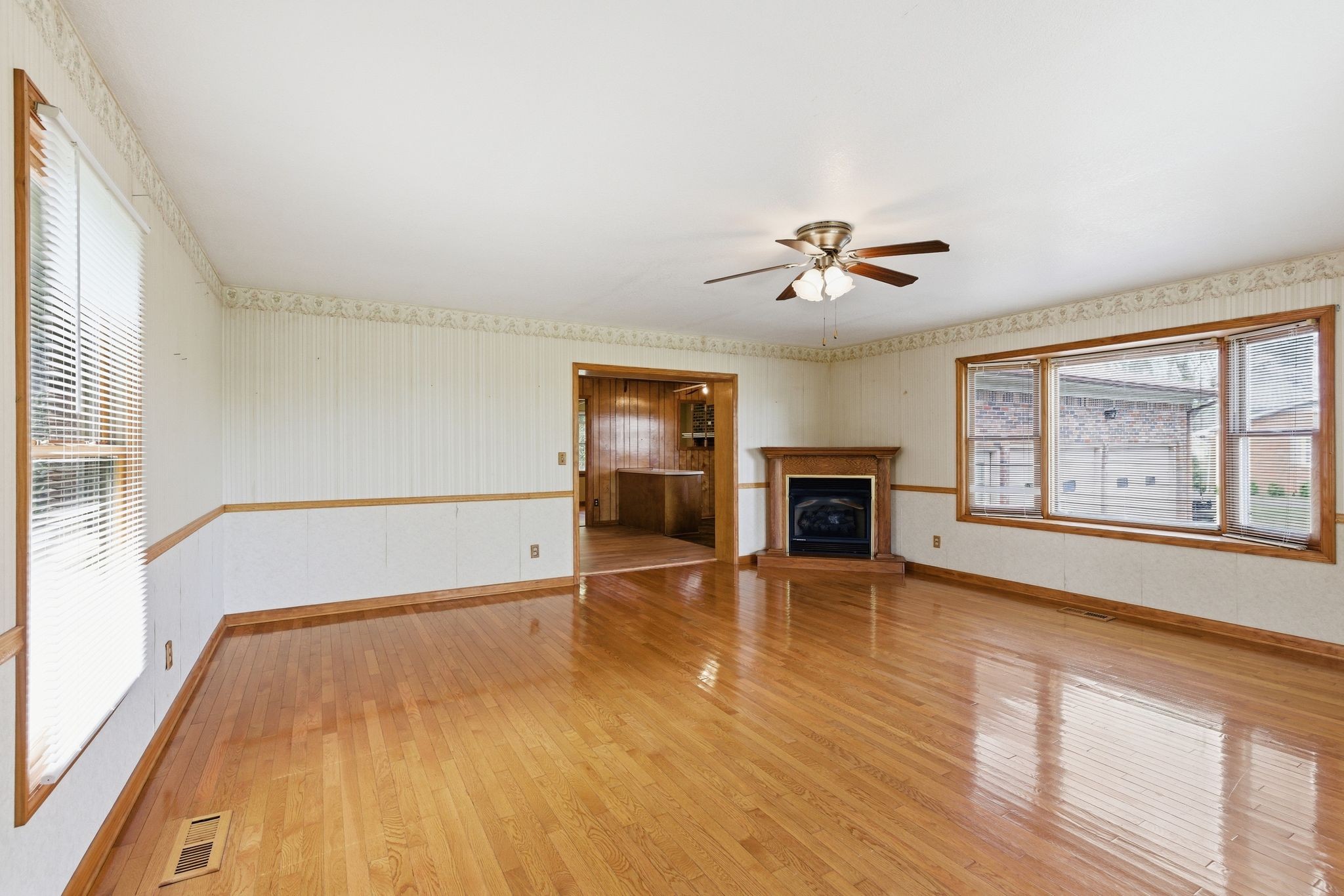 1956 Old Estill Springs Road Winchester, TN 37398 - Photo 4 of 30 wooden floor in an empty room with a window