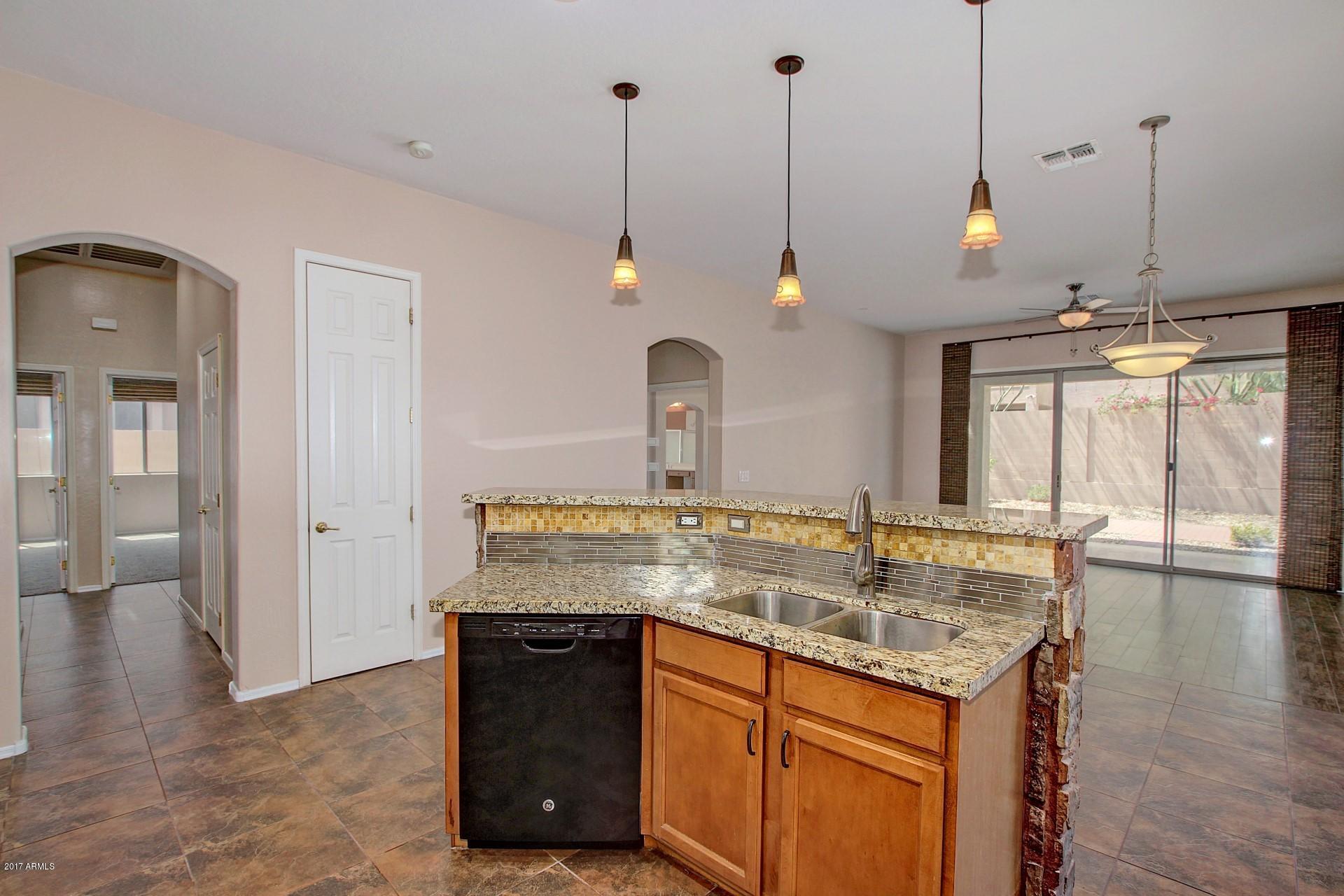 2402 West Apache Rain Road Phoenix, AZ 85085 - Photo 7 of 44 0012-Apache Rain (12)