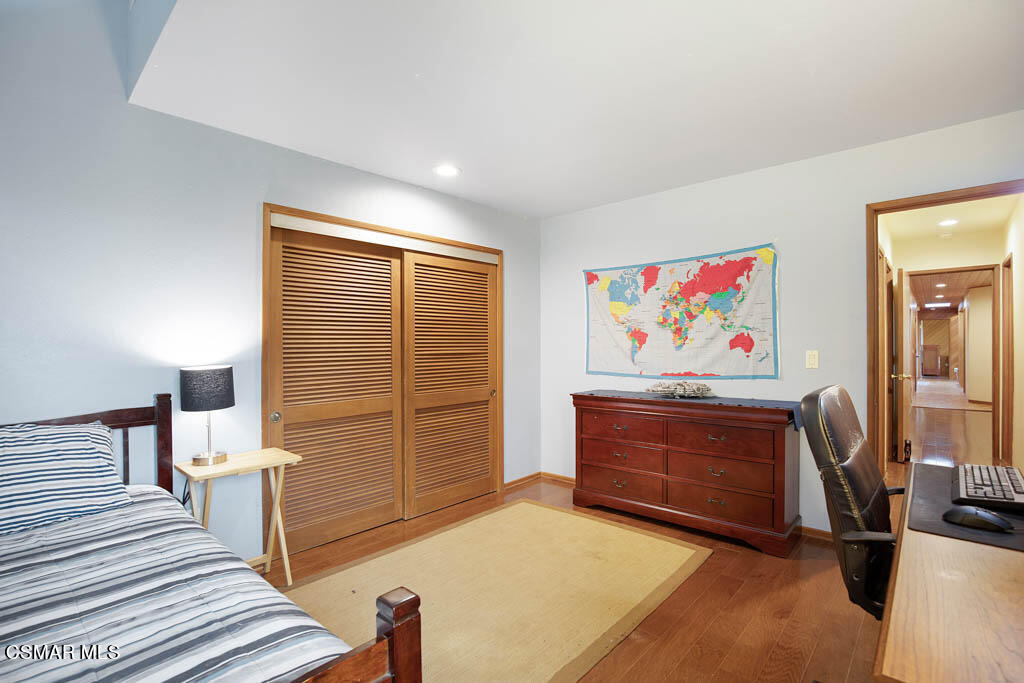 11453 Foothill Road Santa Paula, CA 93060 - Photo 29 of 53 Secondary bedroom