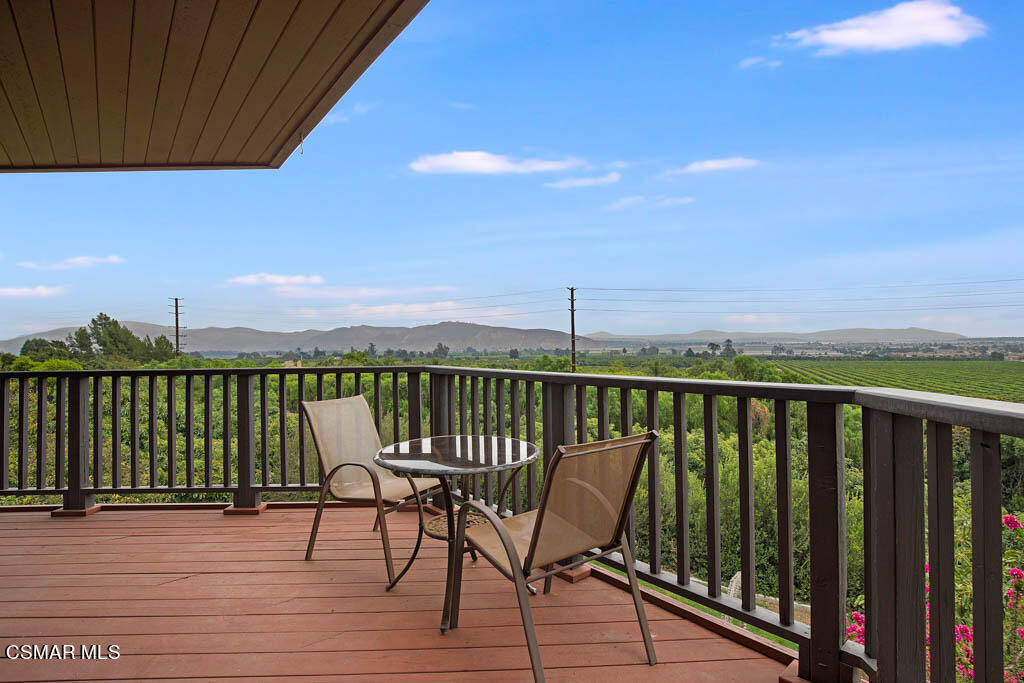 11453 Foothill Road Santa Paula, CA 93060 - Photo 4 of 53 Upper expansive balcony