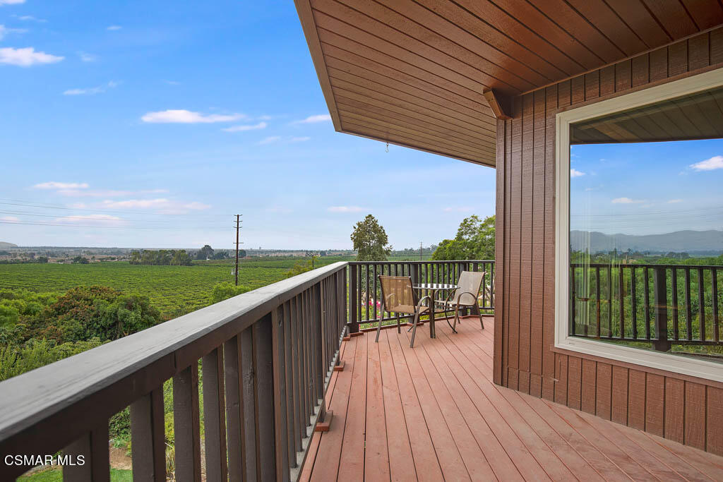 11453 Foothill Road Santa Paula, CA 93060 - Photo 30 of 53 Upper balcony