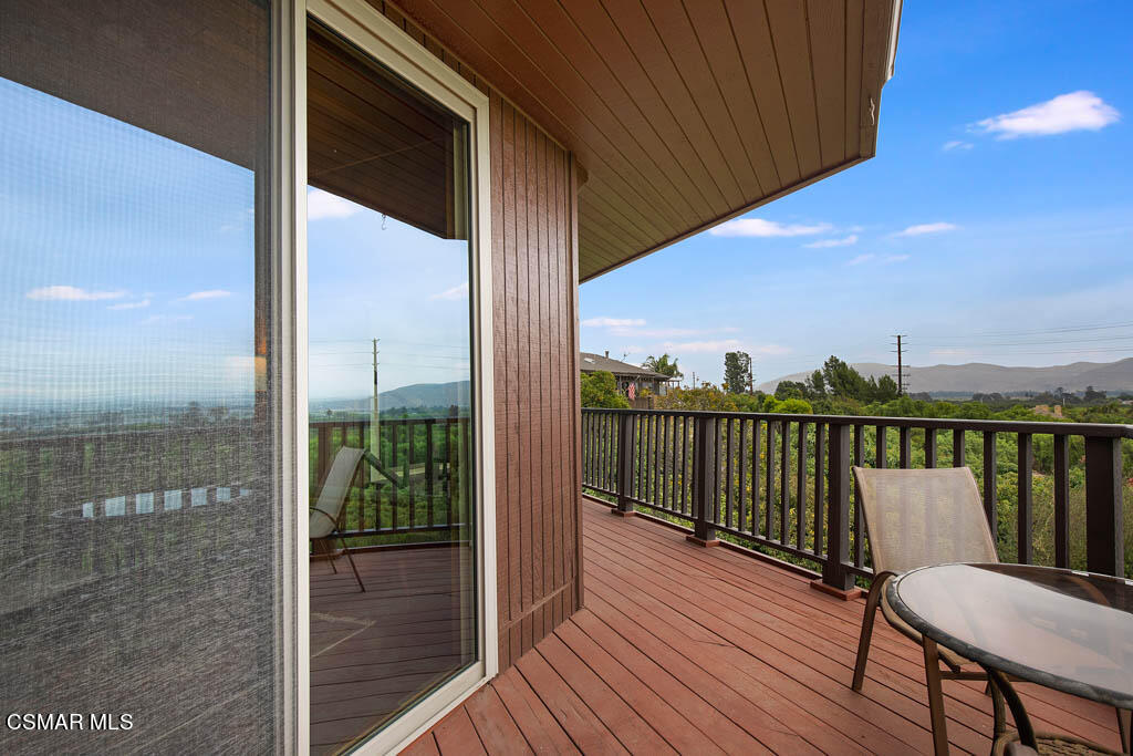 11453 Foothill Road Santa Paula, CA 93060 - Photo 32 of 53 Upper balcony
