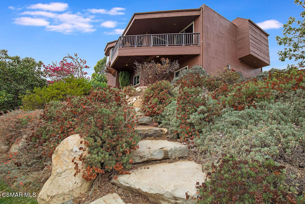 11453 Foothill Road Santa Paula, CA 93060 - Photo 48 of 53 Serenity awaits