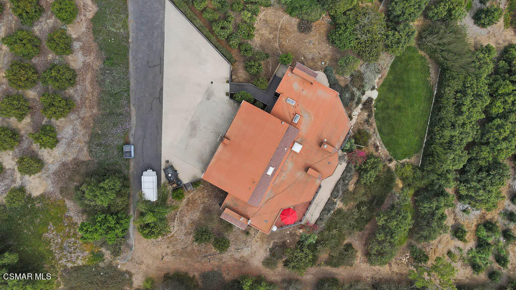 11453 Foothill Road Santa Paula, CA 93060 - Photo 52 of 53 End of a long private driveway