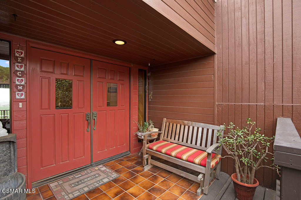 11453 Foothill Road Santa Paula, CA 93060 - Photo 9 of 53 Double door entrance