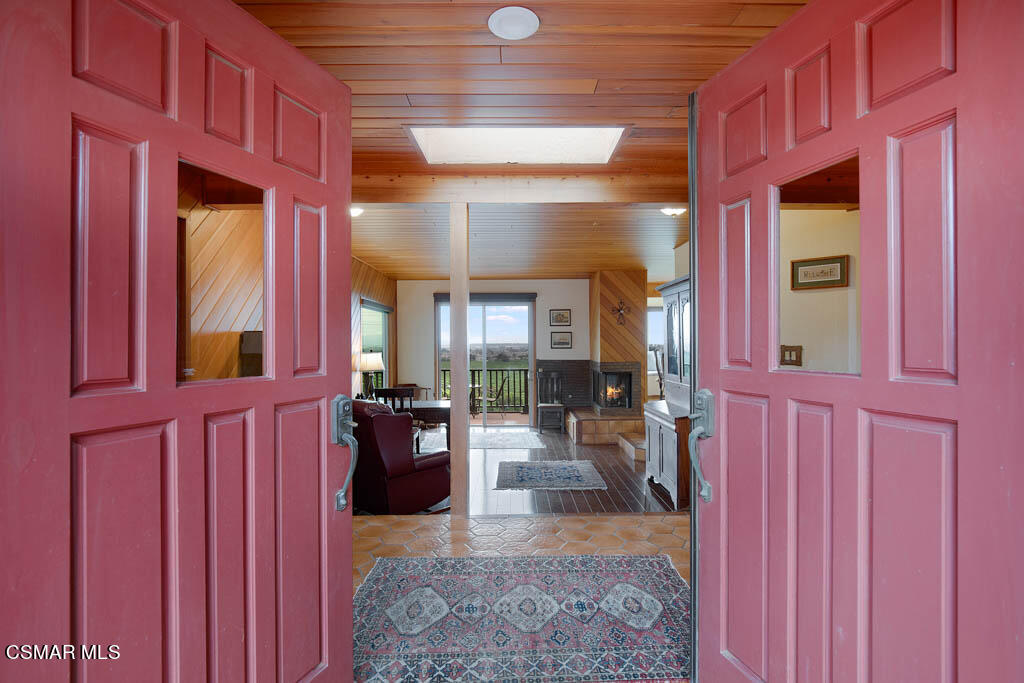 11453 Foothill Road Santa Paula, CA 93060 - Photo 10 of 53 Entry