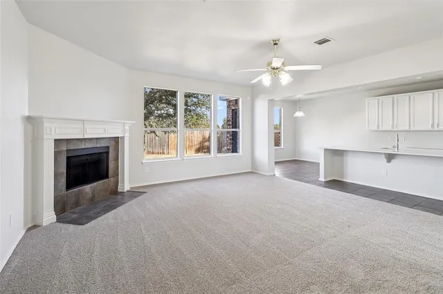 $370,000 | 1112 Meadowlark Lane, DeSoto, TX 75115