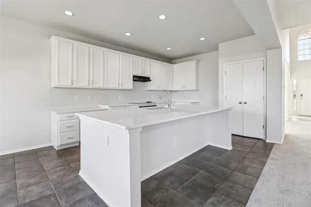 $370,000 | 1112 Meadowlark Lane, DeSoto, TX 75115