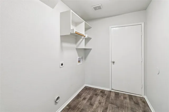 $370,000 | 1112 Meadowlark Lane, DeSoto, TX 75115