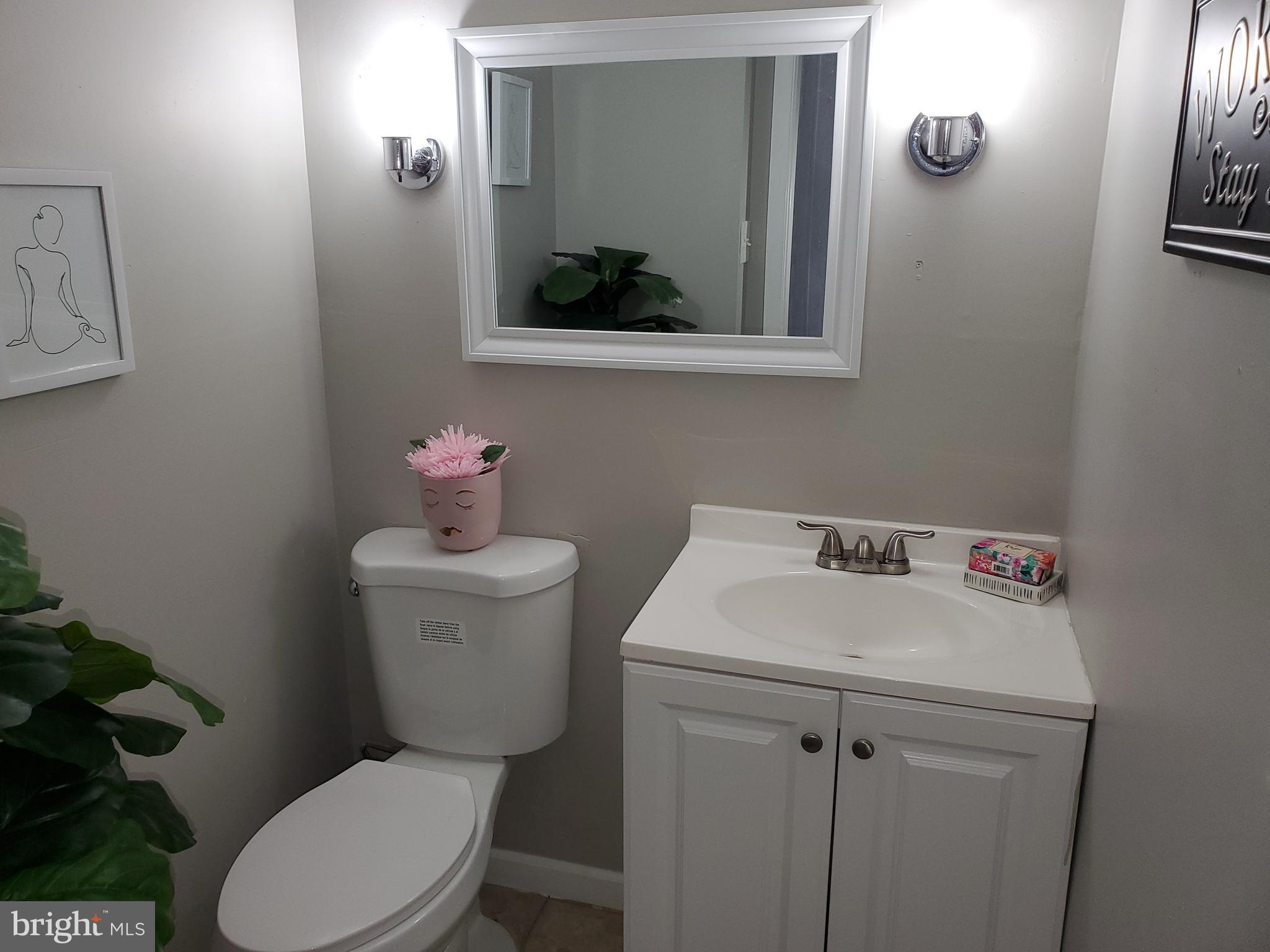 4 Royal Court Willingboro, NJ 08046 - Photo 12 of 27 Gallery Image 12