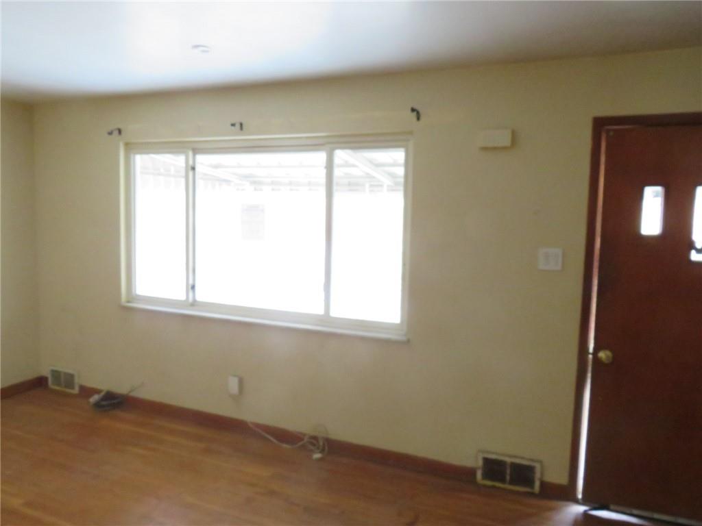 1082 Jefferson Road Pittsburgh, PA 15235 - Photo 7 of 22 Gallery Image 7
