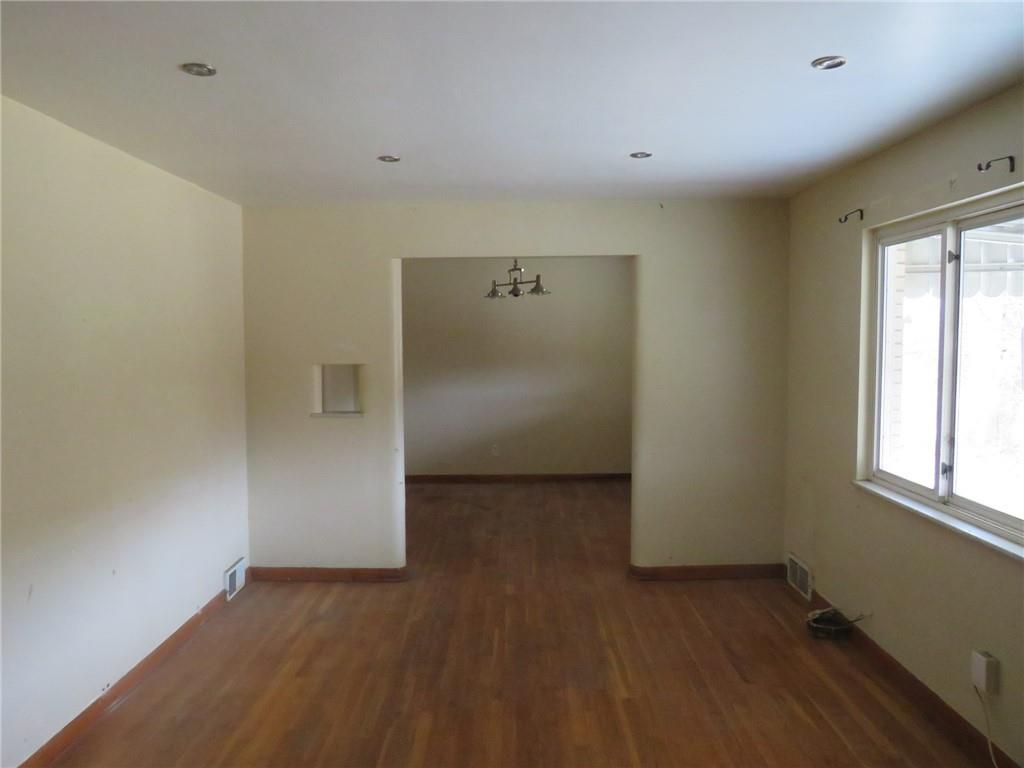 1082 Jefferson Road Pittsburgh, PA 15235 - Photo 8 of 22 Gallery Image 8
