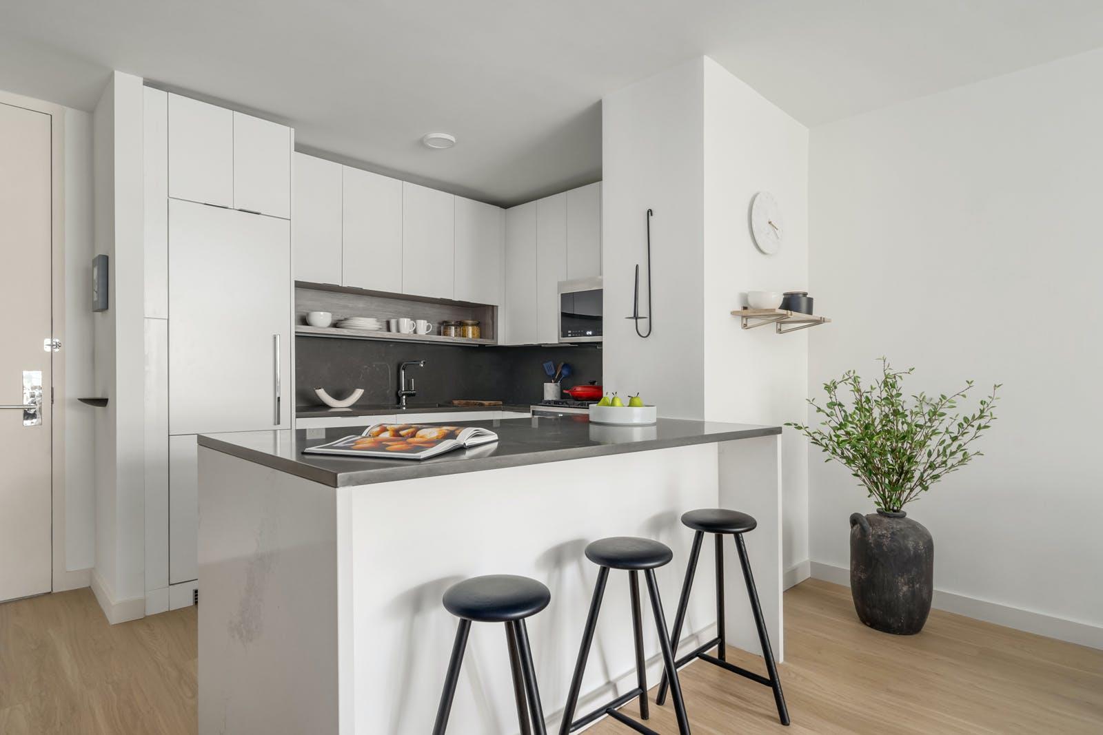 70 West 37th Street, Unit 1815, Manhattan, NY 10018 | Compass