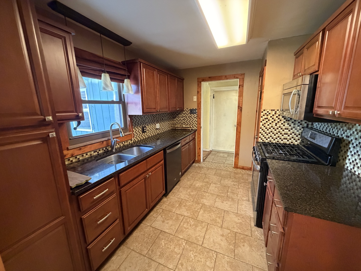 43 Ridge Road Centralia, IL 62801 - Photo 5 of 22