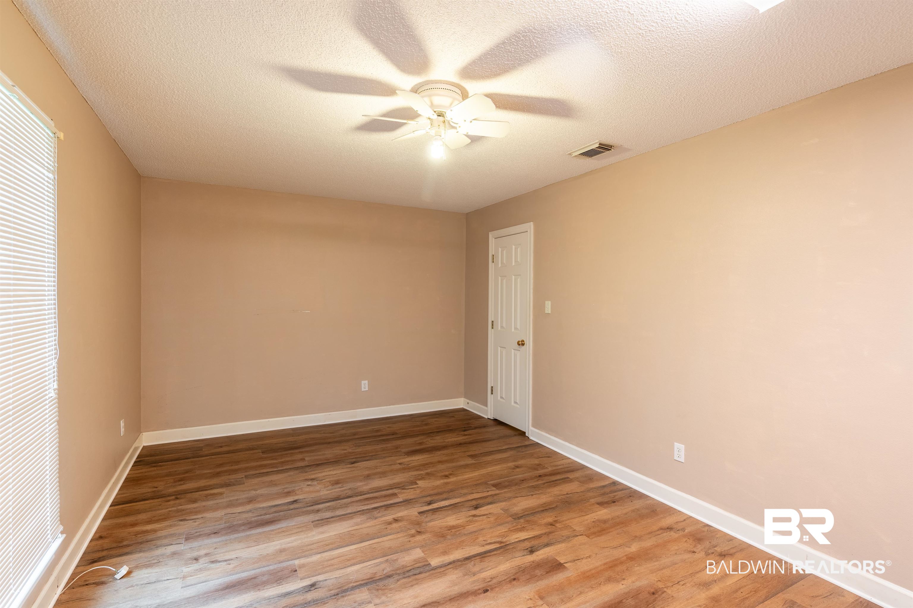 11425 Wheatcroft Road South Grand Bay, AL 36541 - Photo 34 of 41