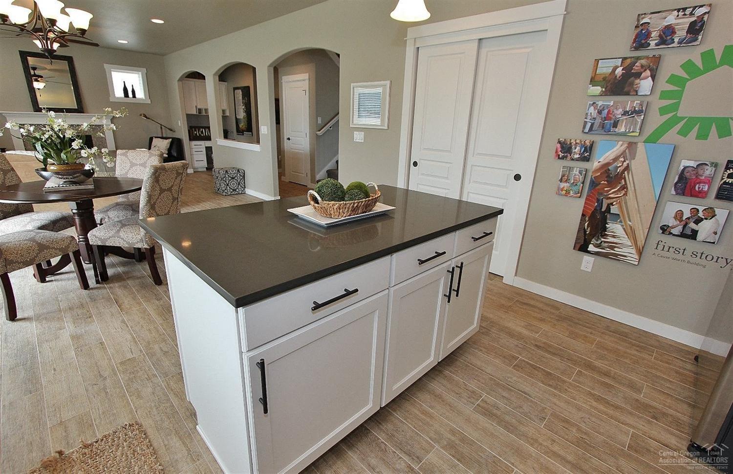 61809 Azalia Place Bend, OR 97702 - Photo 5 of 20 Home will be similar to photo/rendering