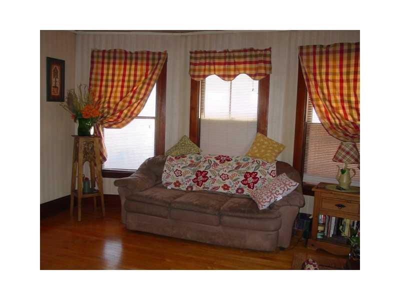 21-23 School Street Brewer, ME 04412 - Photo 12 of 19 Living Room.