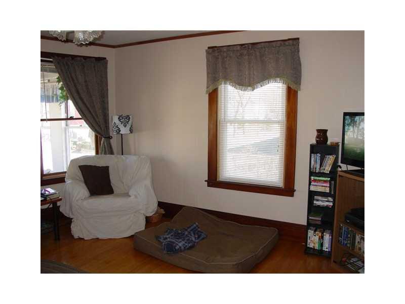 21-23 School Street Brewer, ME 04412 - Photo 9 of 19 Living Room.