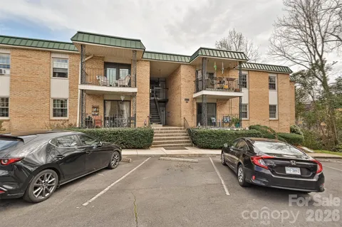 $350,000 | 4755 Hedgemore Drive, Unit D, Charlotte, NC 28209