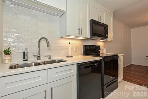 $350,000 | 4755 Hedgemore Drive, Unit D, Charlotte, NC 28209