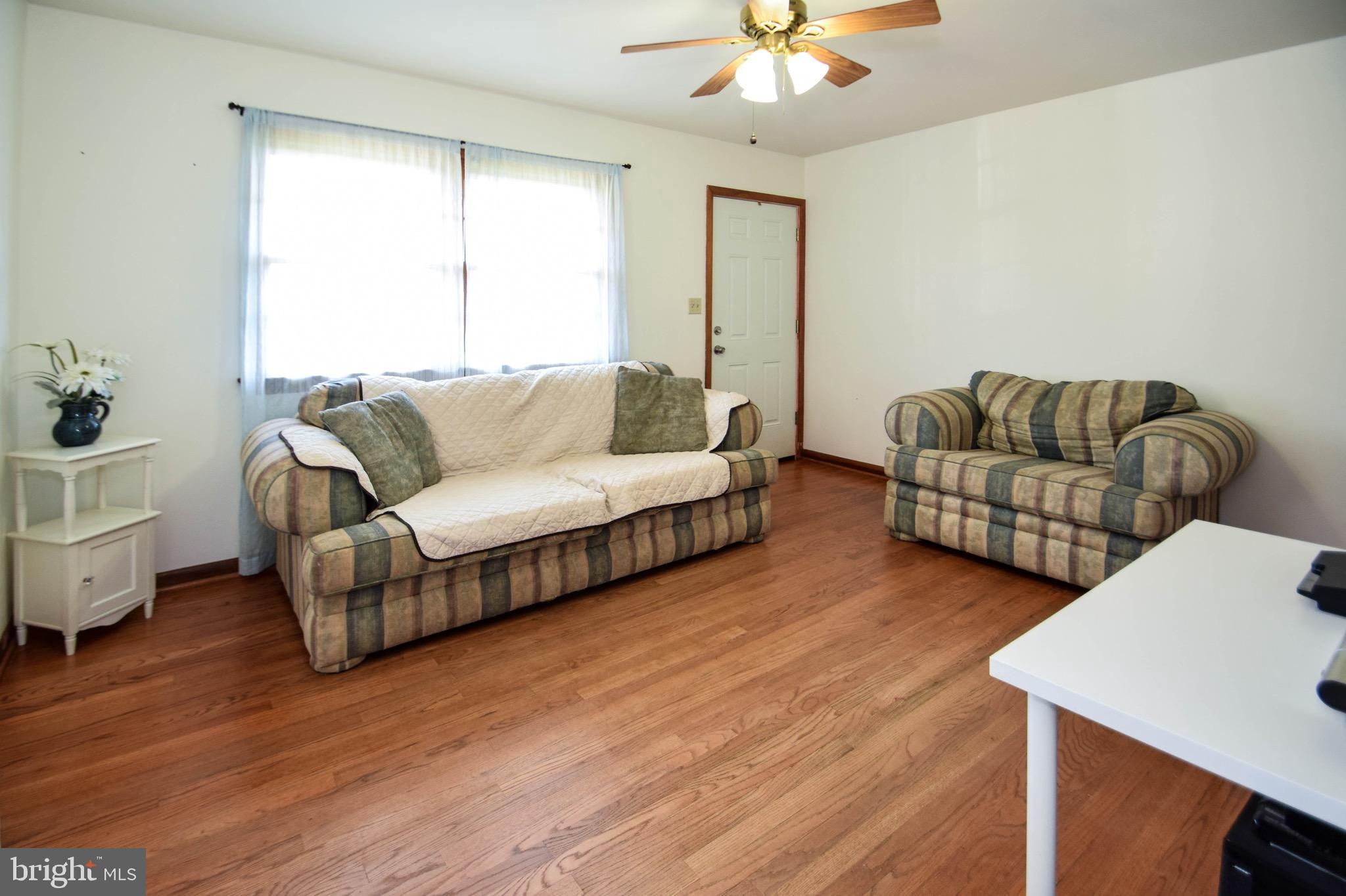 4208 Federal Hill Road Street, MD 21154 - Photo 6 of 30 Family Room