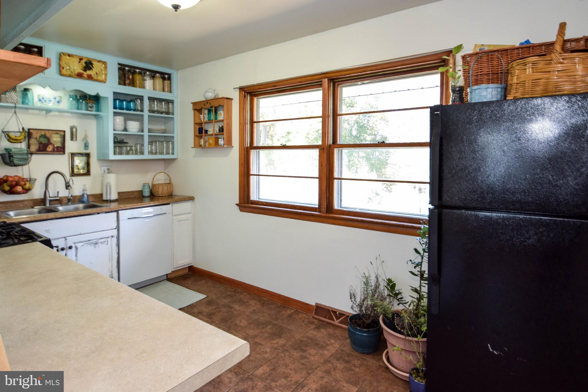 4208 Federal Hill Road Street, MD 21154 - Photo 9 of 30 Kitchen
