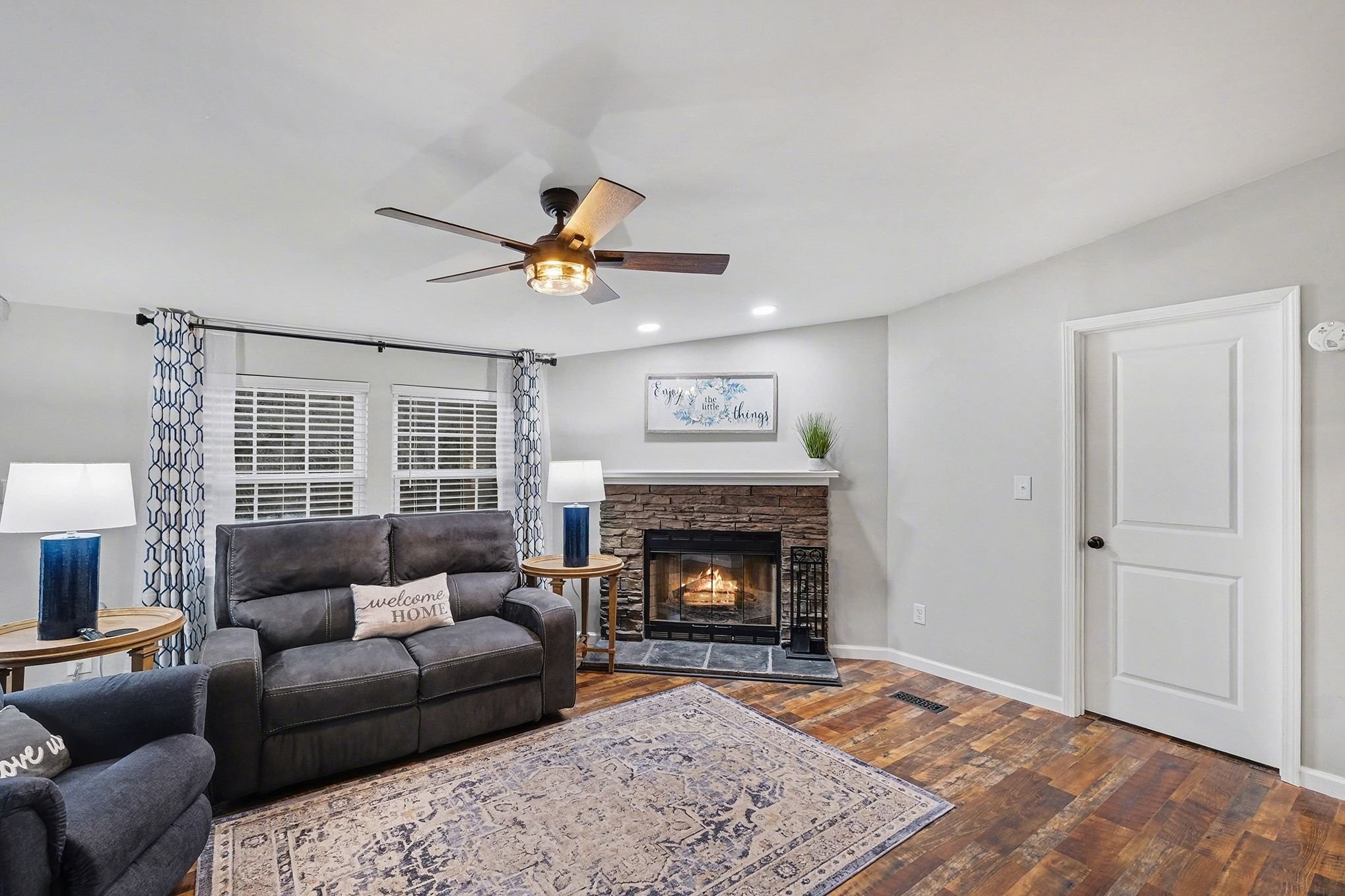 44 Opossum Hollow Road Gordonsville, TN 38563 - Photo 4 of 28 a living room with furniture and a fireplace