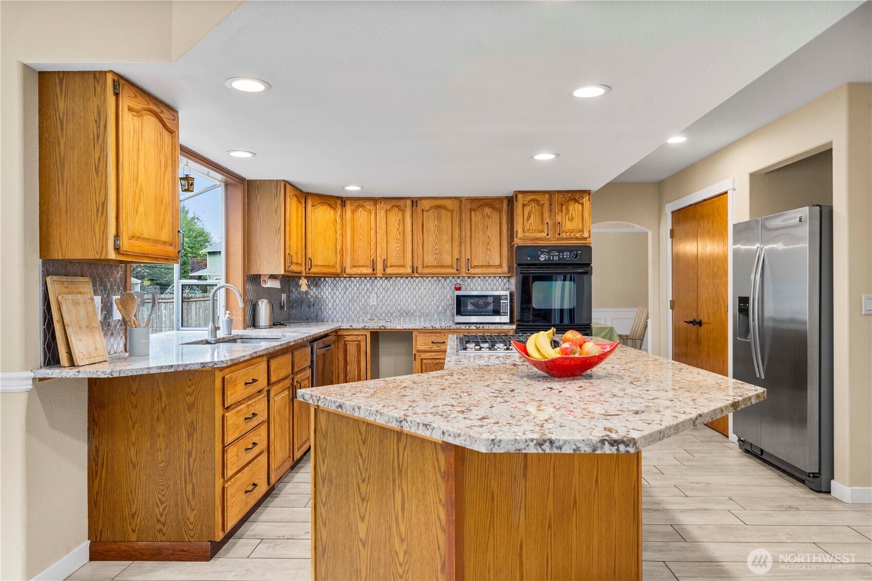 25921 Witte Road Southeast Maple Valley, WA 98038 - Photo 14 of 38