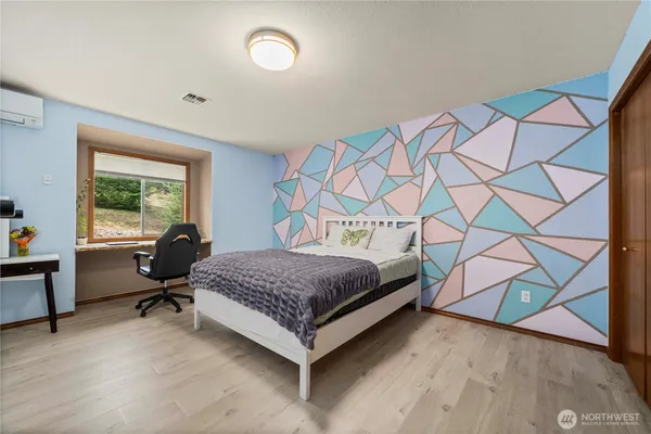 $1,295,000 | 25921 Witte Road Southeast, Maple Valley, WA 98038